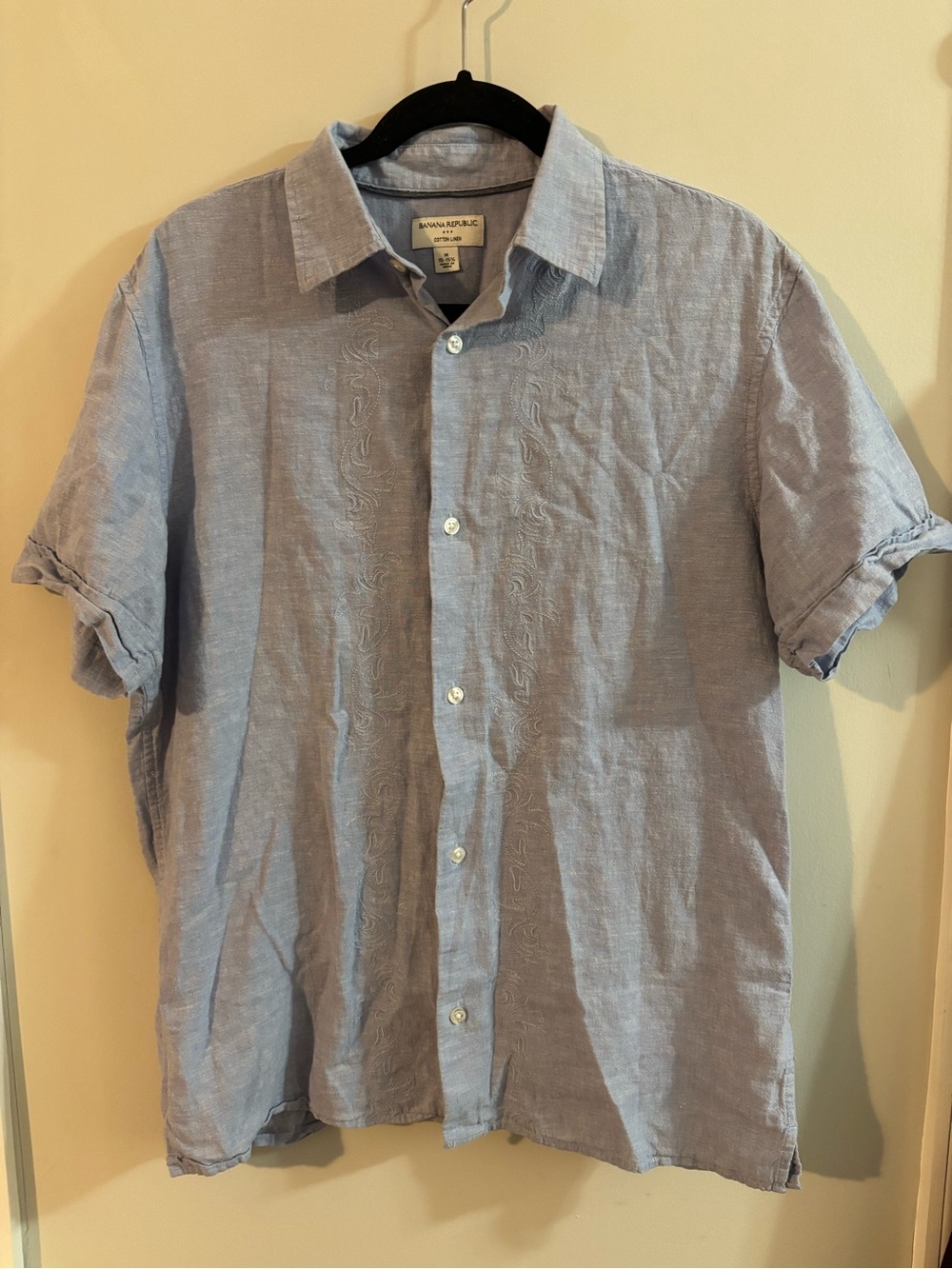 Banana Republic Light Blue Short-Sleeve Button-Down Shirt